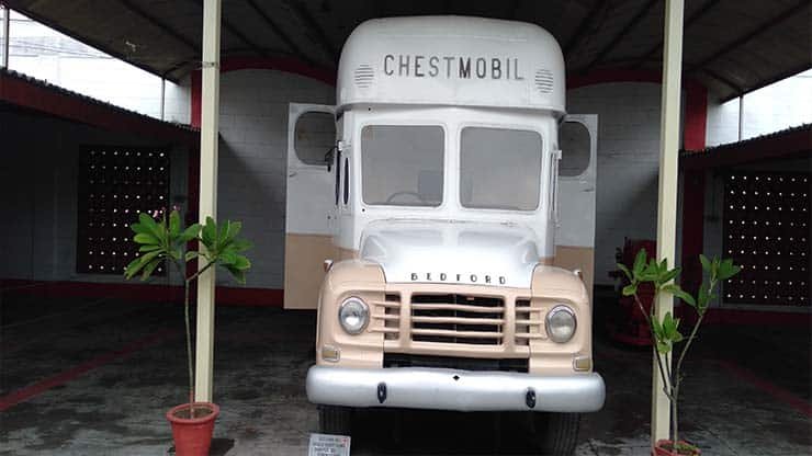 bedford car at auto world vintage car museum ahmedabad